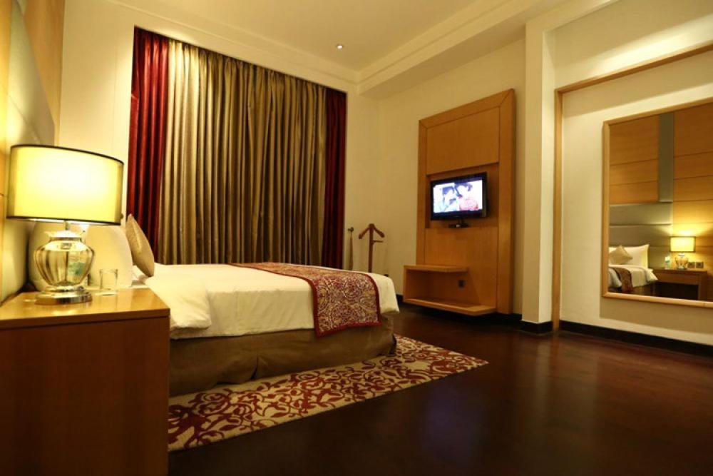 The Umrao Hotel New Delhi Exterior photo