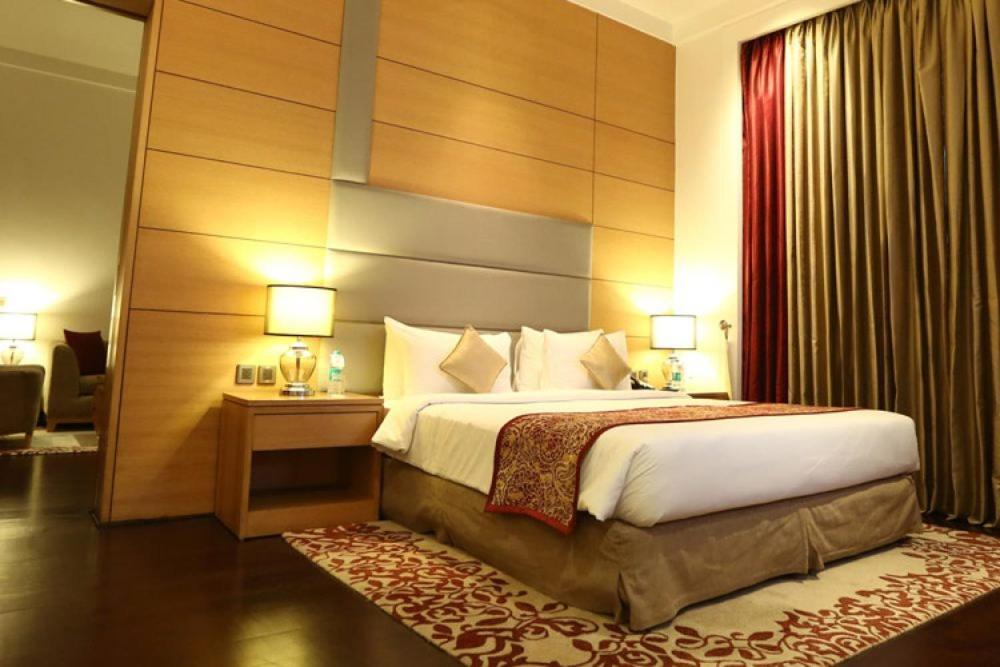 The Umrao Hotel New Delhi Exterior photo