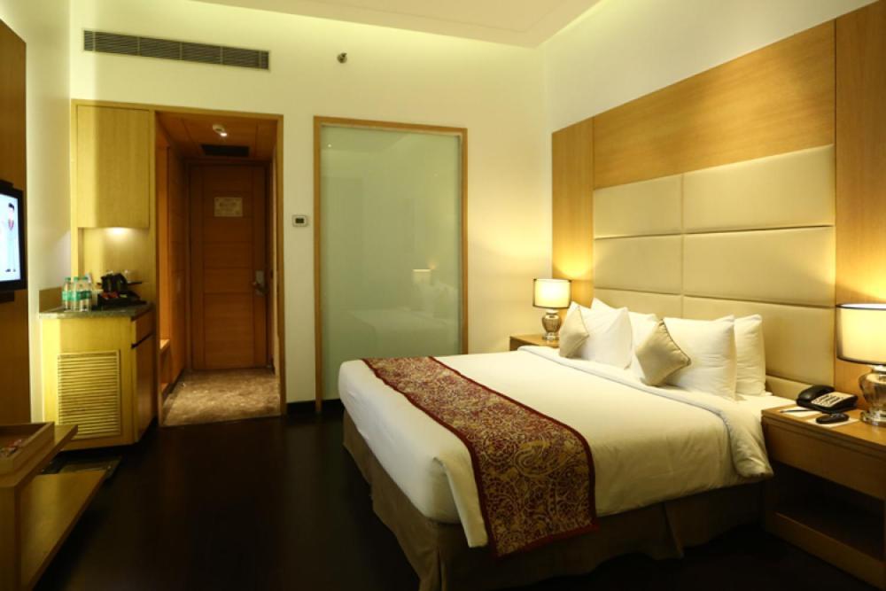 The Umrao Hotel New Delhi Exterior photo