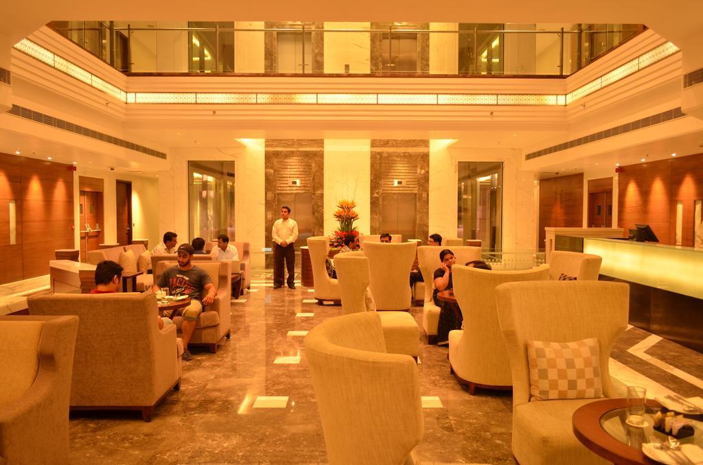 The Umrao Hotel New Delhi Exterior photo
