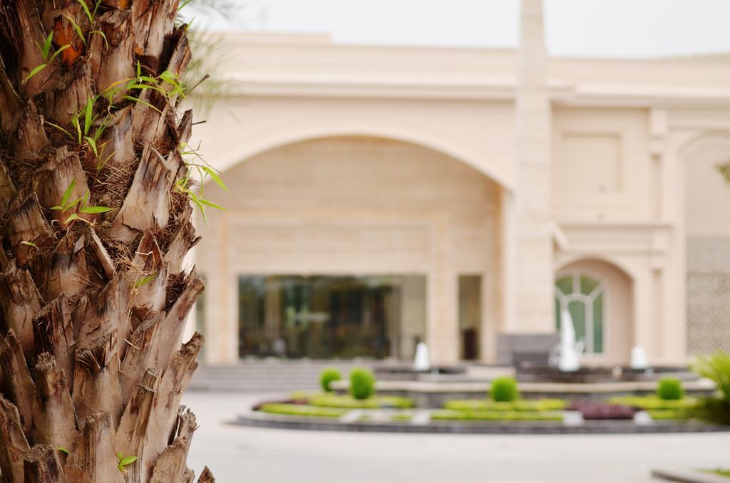 The Umrao Hotel New Delhi Exterior photo