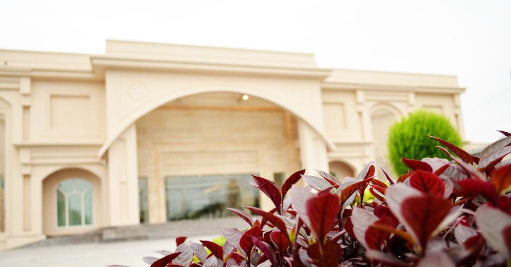 The Umrao Hotel New Delhi Exterior photo