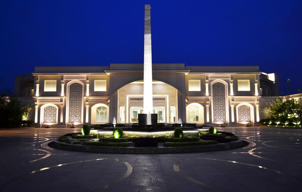The Umrao Hotel New Delhi Exterior photo
