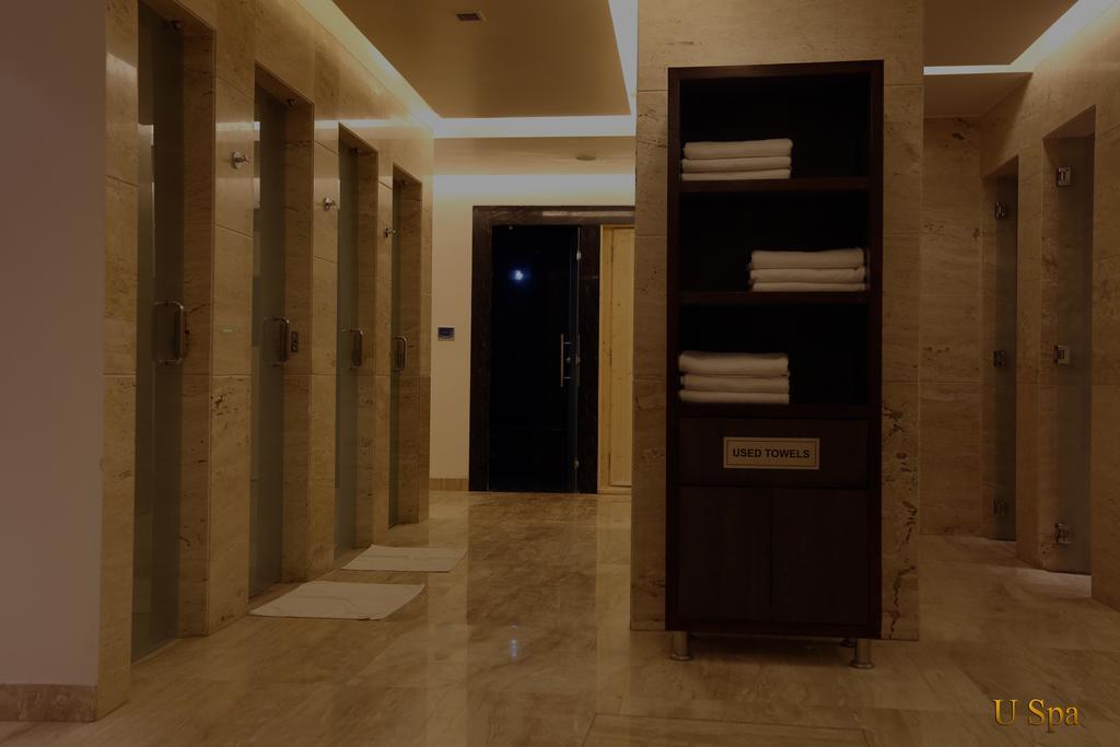 The Umrao Hotel New Delhi Exterior photo