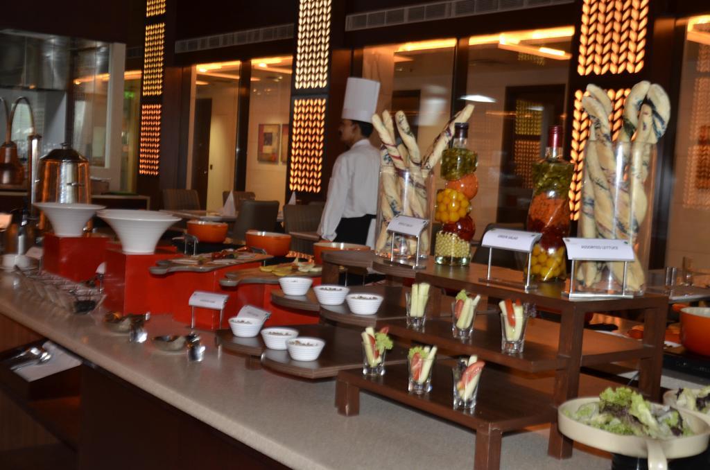The Umrao Hotel New Delhi Exterior photo